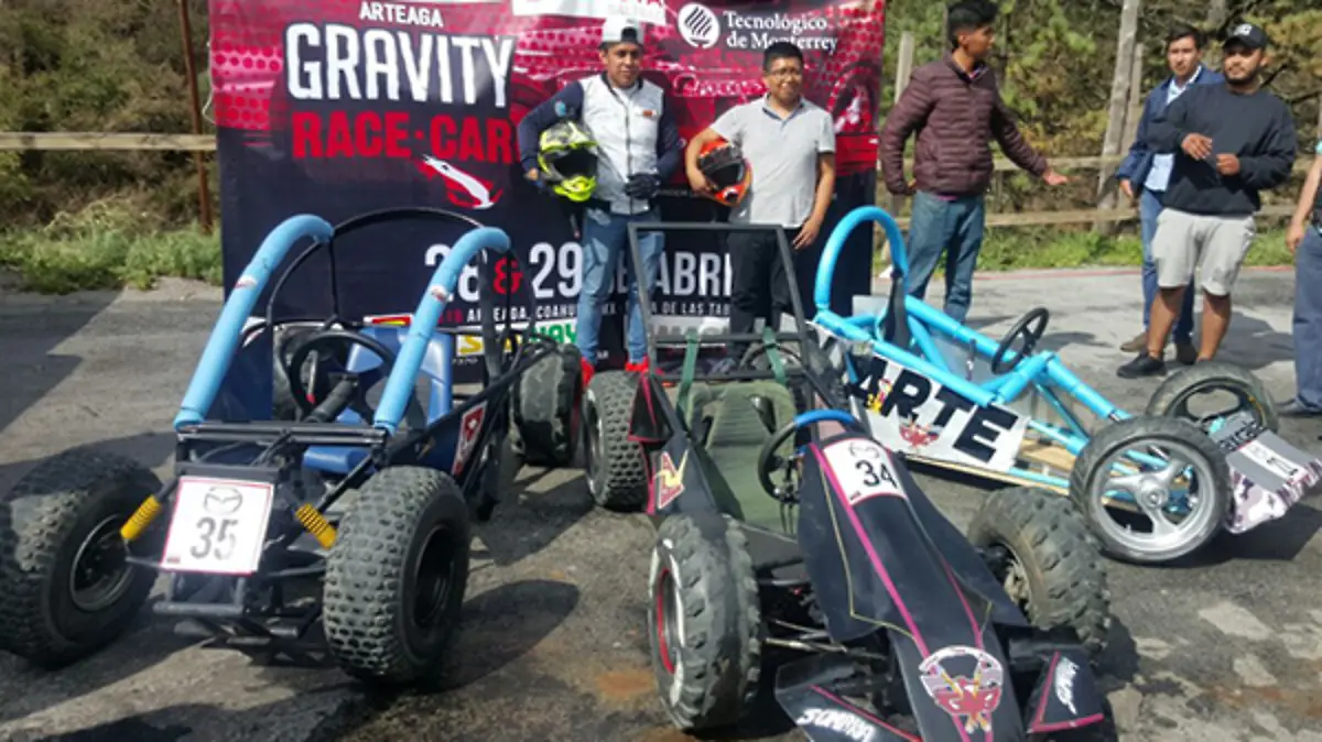 GRAVITY-RACE-(1)