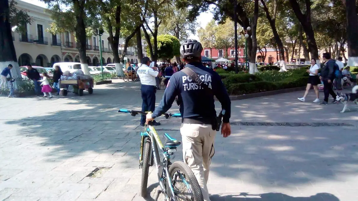 Continúa a la baja (2)