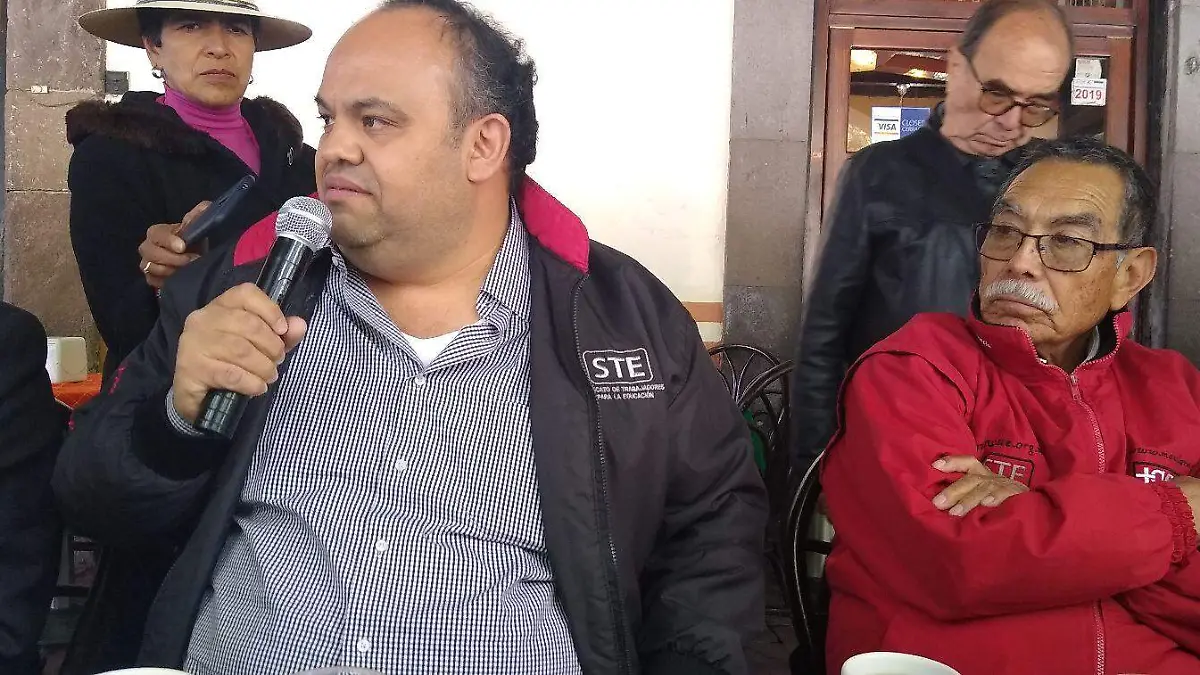 IMG_20200306_101726500_BURST000_COVER_TOP