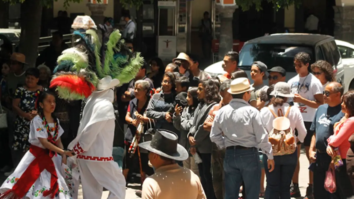 Turistas-(2)
