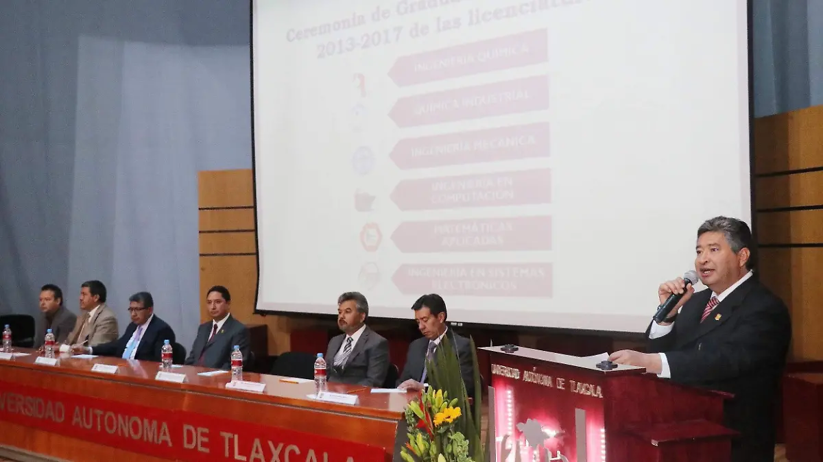 UAT GRADUÓ