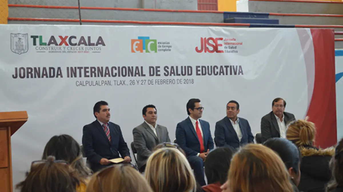 Más-de-300-directivos