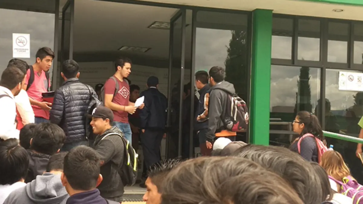DAN-SOLUCIÓN-2