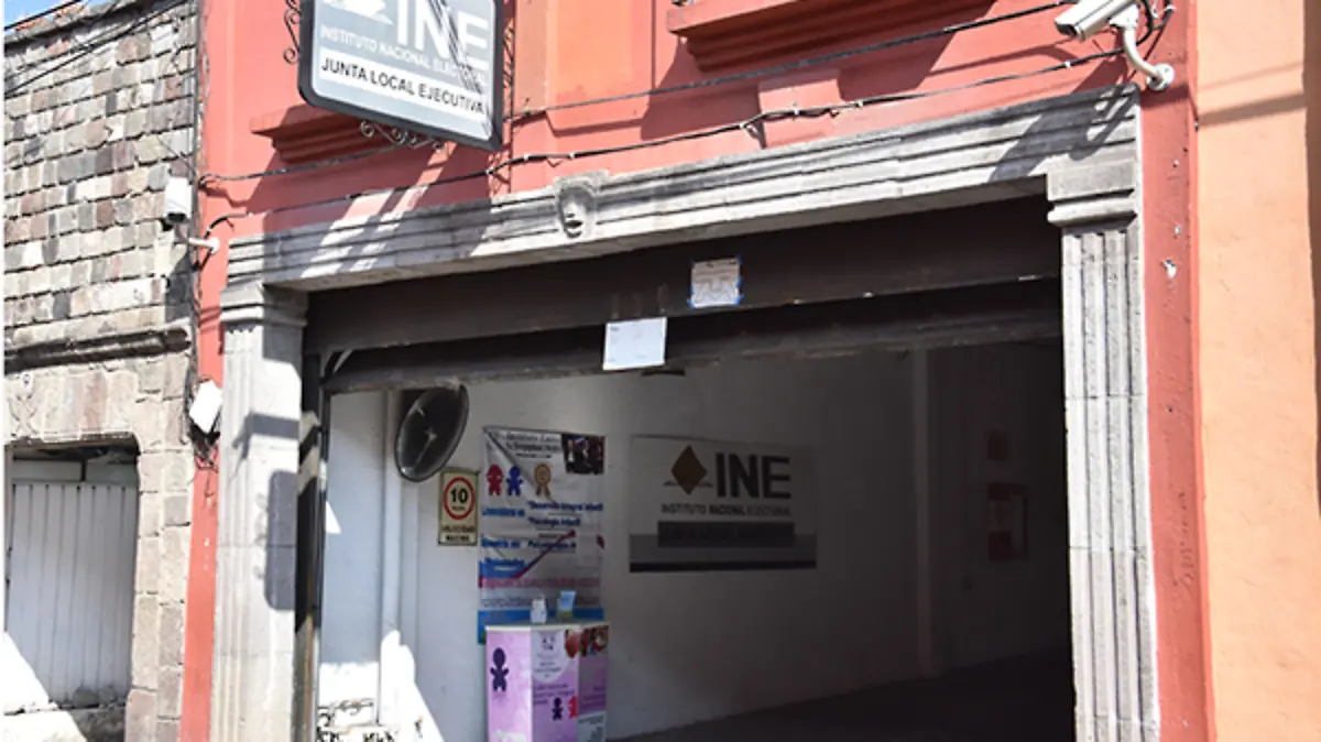 INE-(1)
