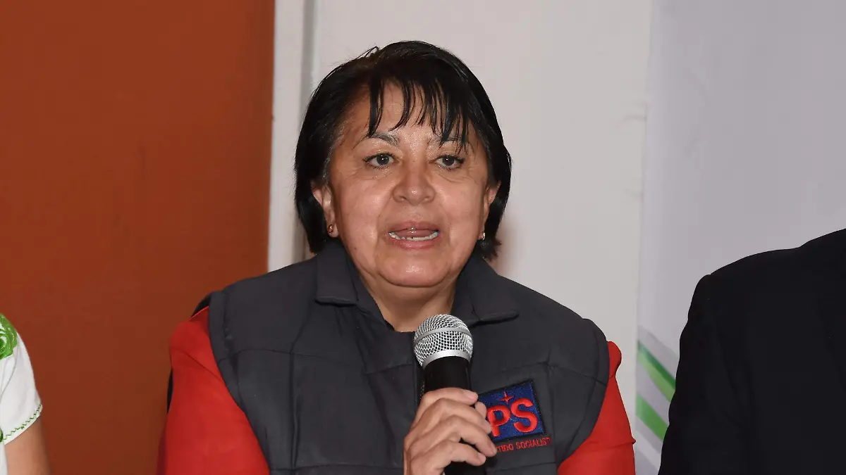 ROSALÍA PEREDO (2)