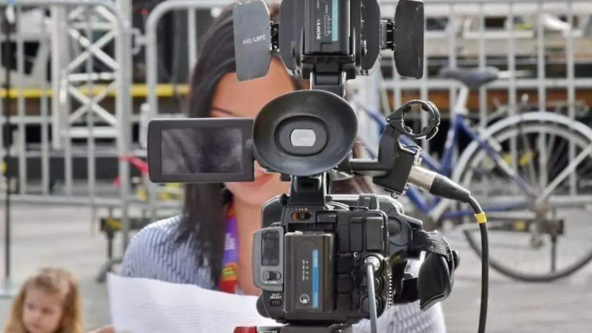 periodistas periodista reportero reporteros medios de comunicación