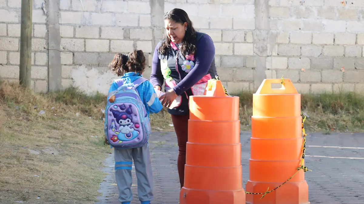 UNIFORMES ESCOLARES 2