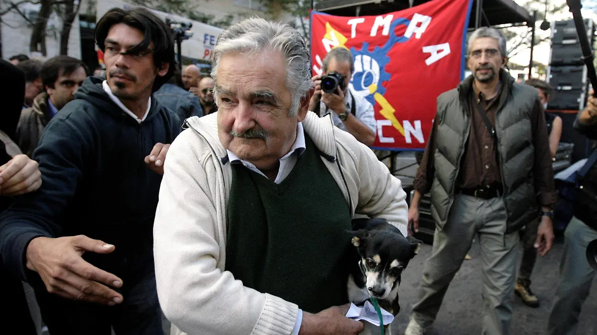 MUJICA REUTERS