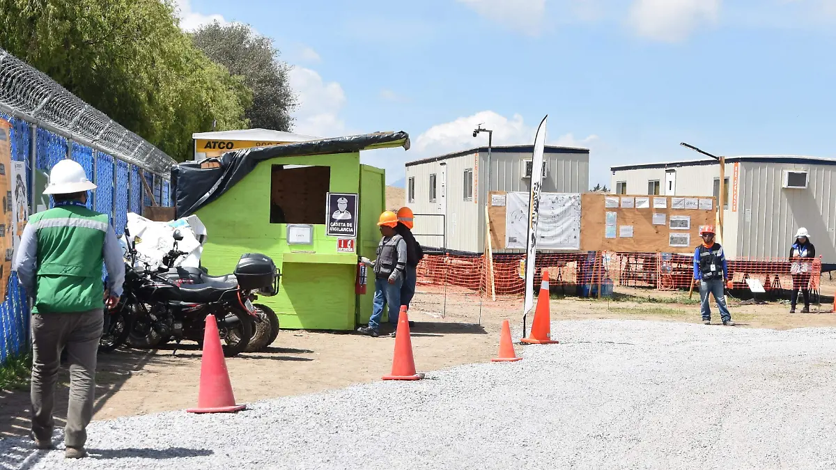 MÁS DE 400 TRABAJADORES EN EL BANCO