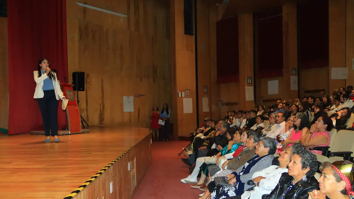 CLAUSURA EN CCU PERSONAS MAYORES