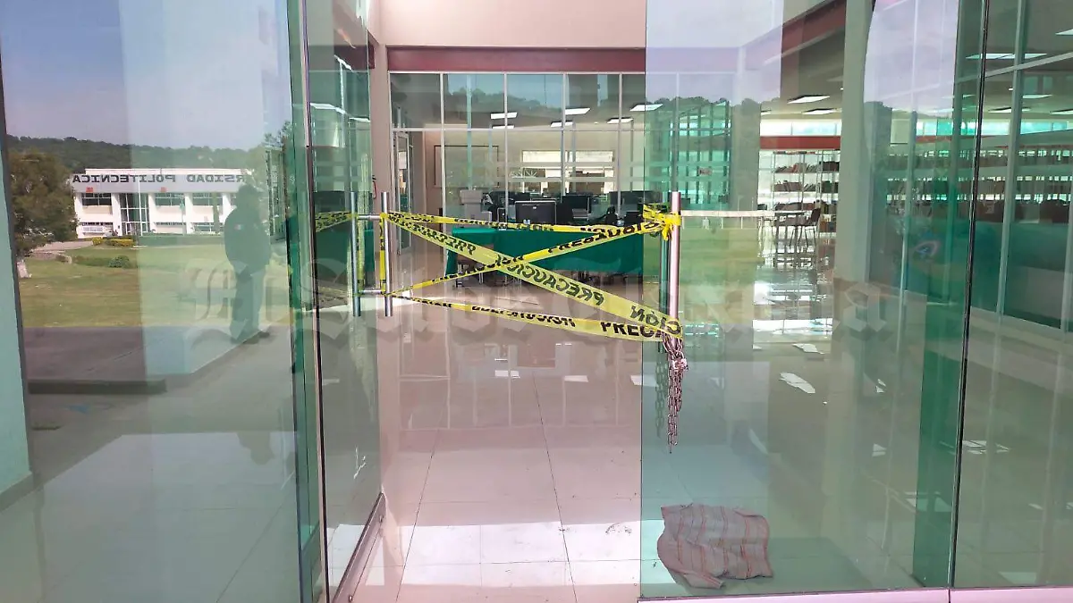 Falsa-alarma-en-universidad-de-Hueyotlipan-(2)