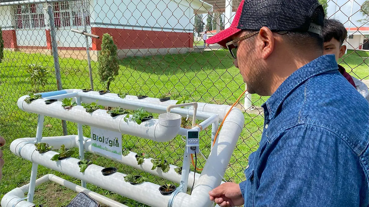 DANNY DOCENTE CIENCIAS TÉCNICA 57