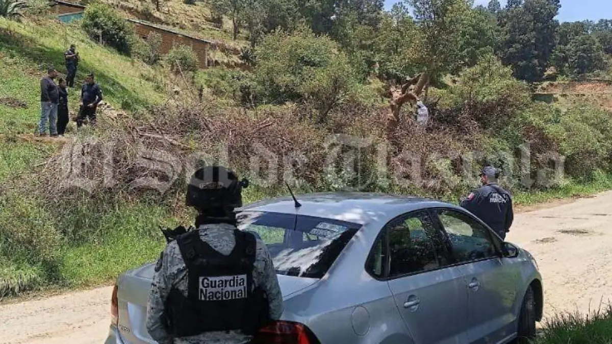 Hallan cadáver tras deslave en un predio de Nanacamilpa 3