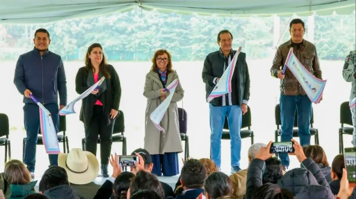 gobernadora inicio temporada de las luciérnagas