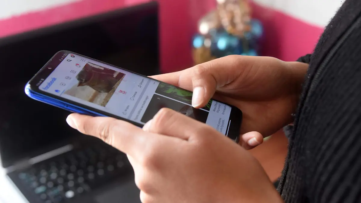 REDES SOCIALES (1)