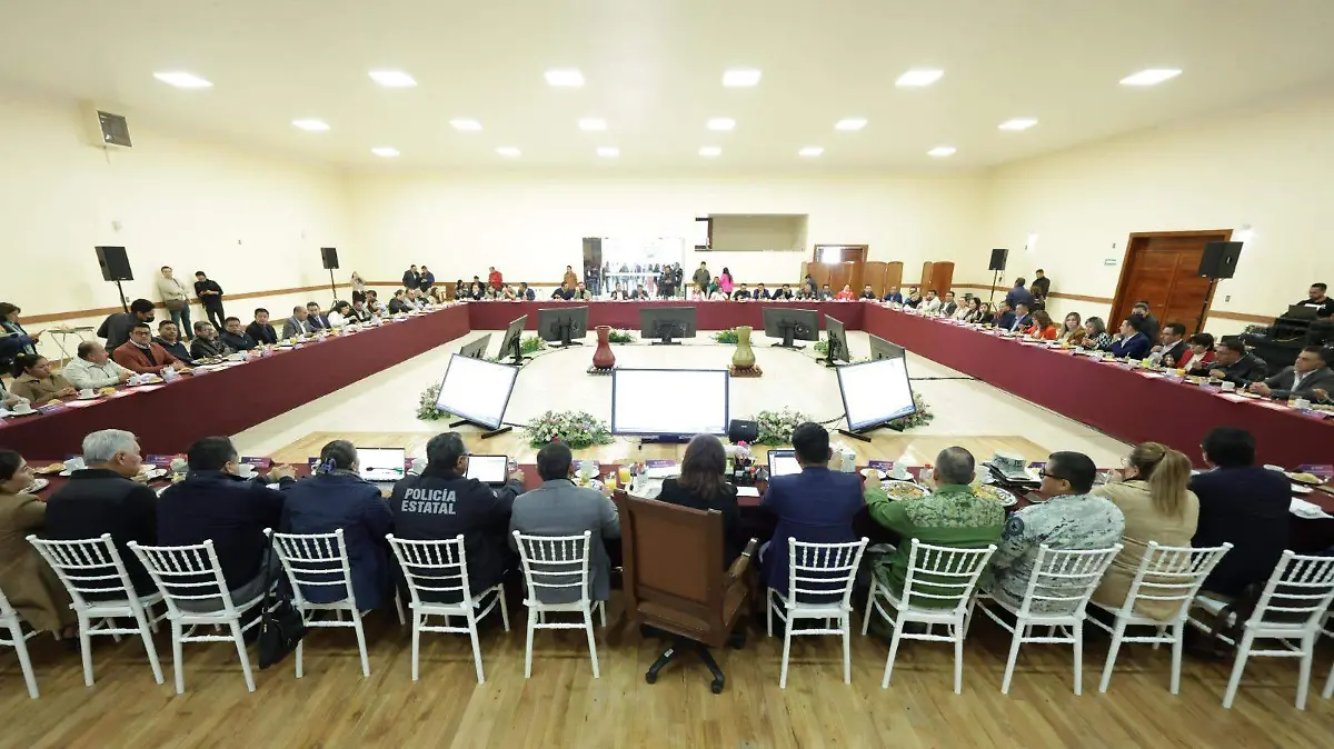 Refuerza gobierno y municipios seguridad (7)