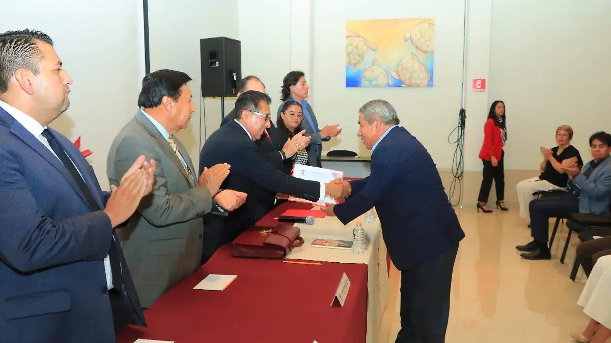 RECTOR CLAUSURA SEMINARIO FORMACIÓN