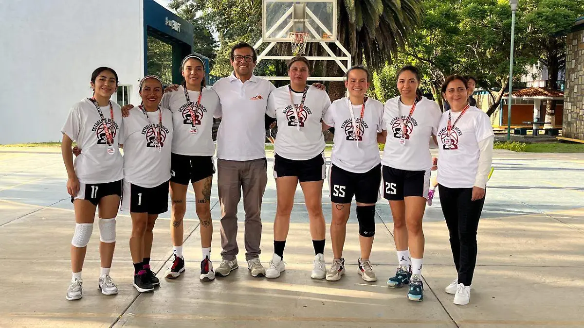 ESTRELLAS BLANCAS CAMPEÓN 