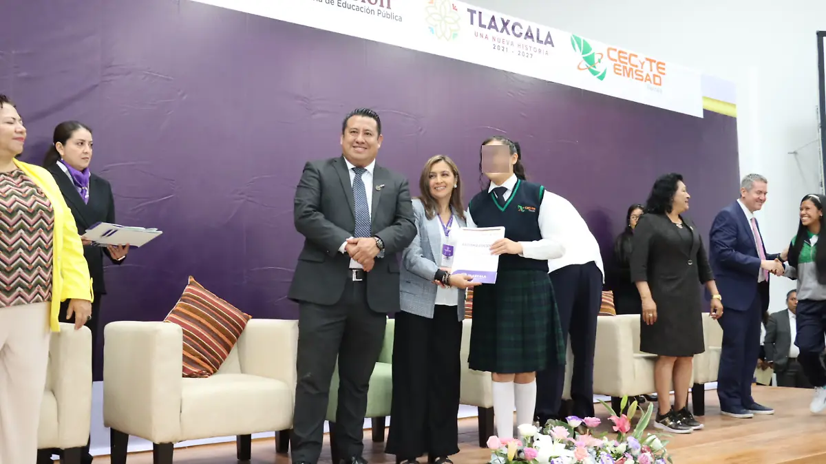 Reconocen la excelencia de alumnos del Cecyte-Emsad 