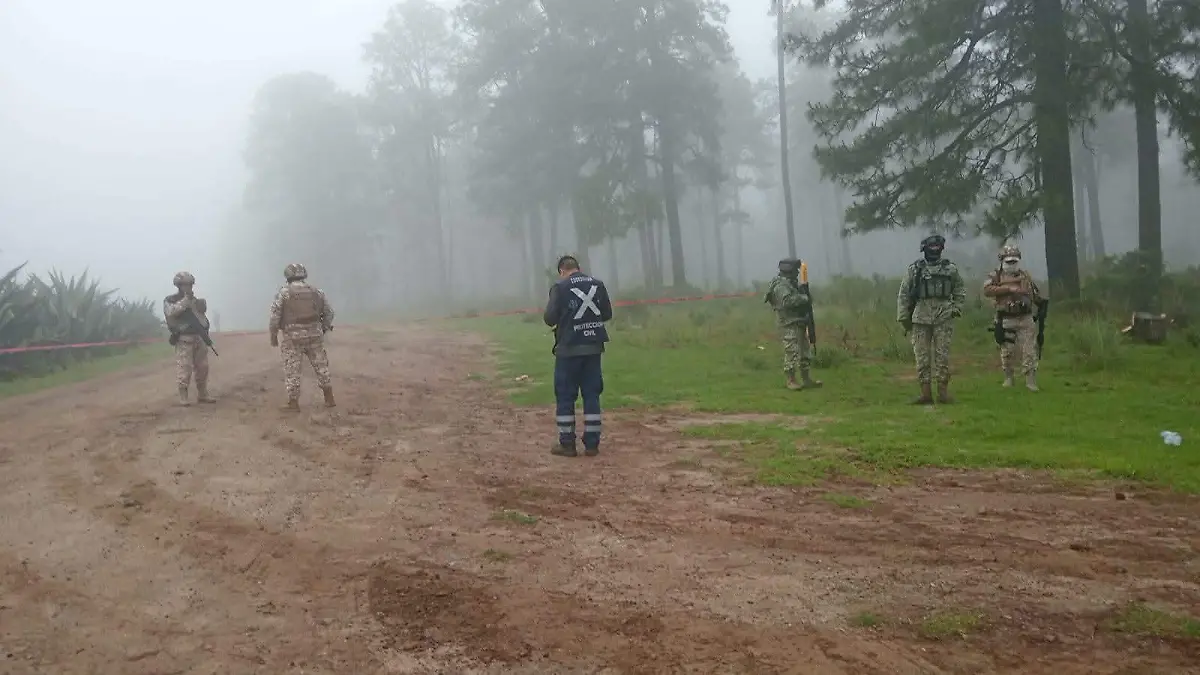 Atienden fuga de gas LP en toma clandestina de Nanacamilpa sin riesgo para la población