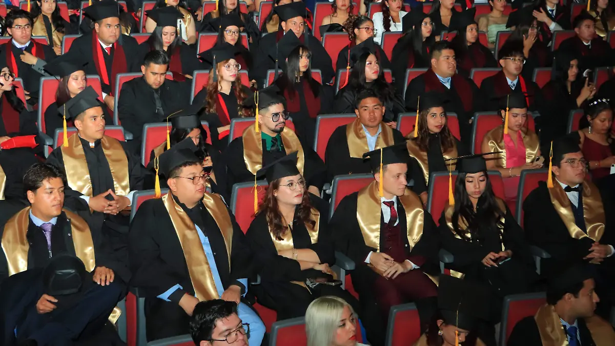 09 Impulsa la UATx nuevas trayectorias profesionales con el 2