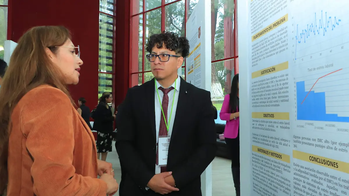11 Estudiantes de posgrado de Ciencias de la Salud presentan 3