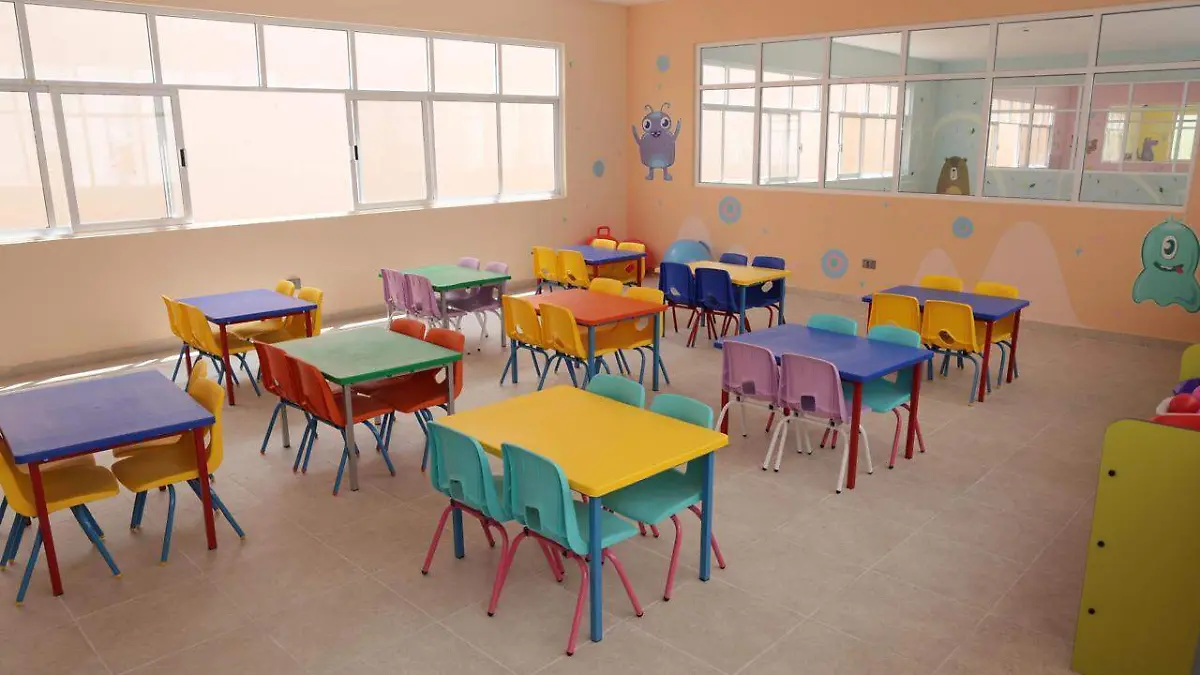 INTERIOR GUARDERIA EMPRESARIAL 5