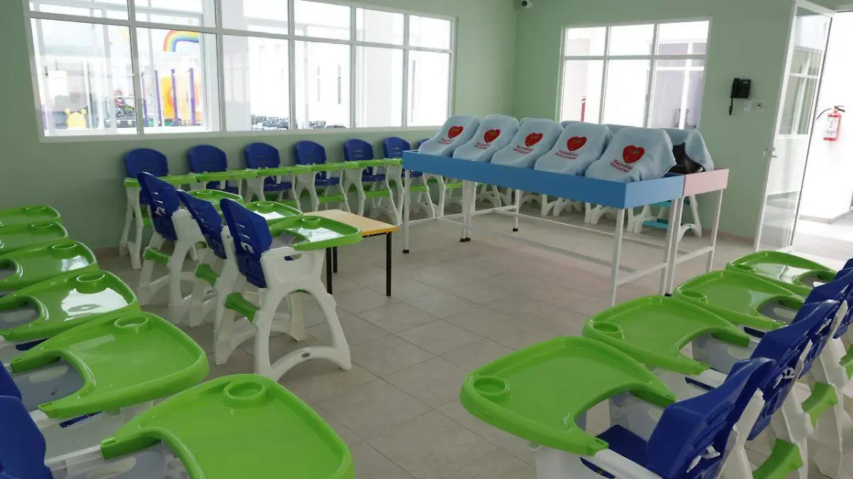 INTERIOR GUARDERIA EMPRESARIAL 3