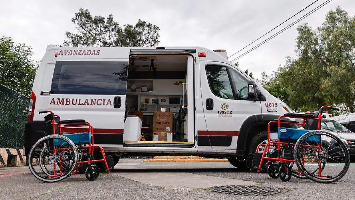 AMBULANCIA ISSSTE-2