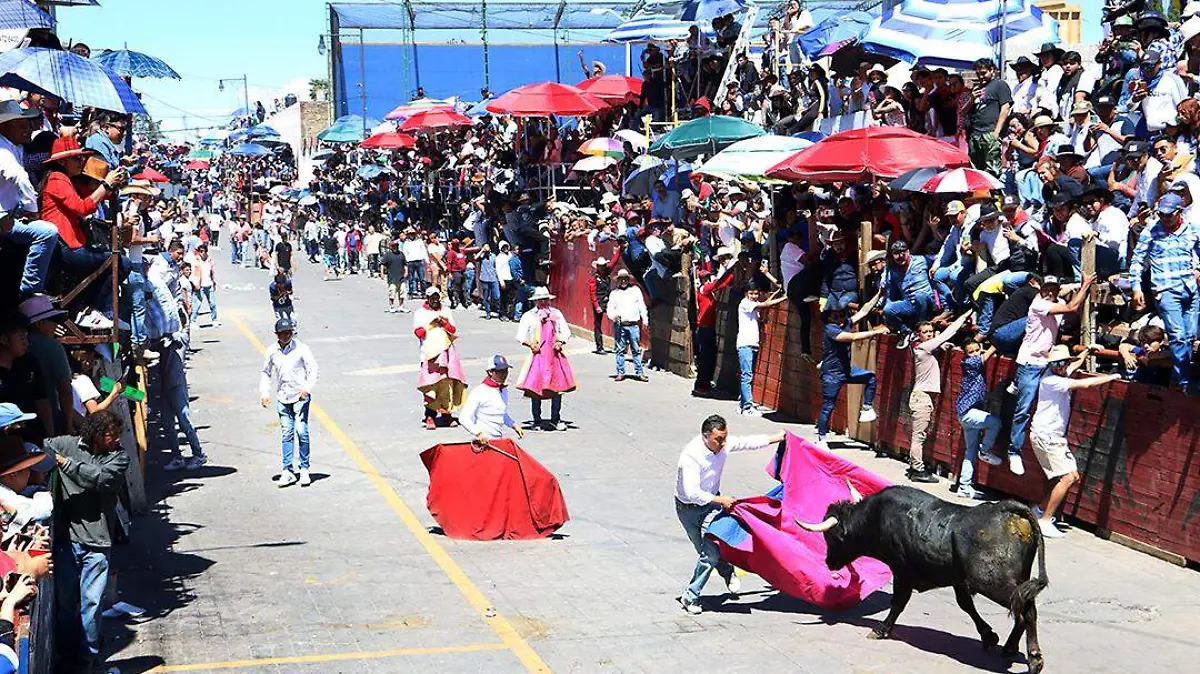 HUAMANTLADA (1)