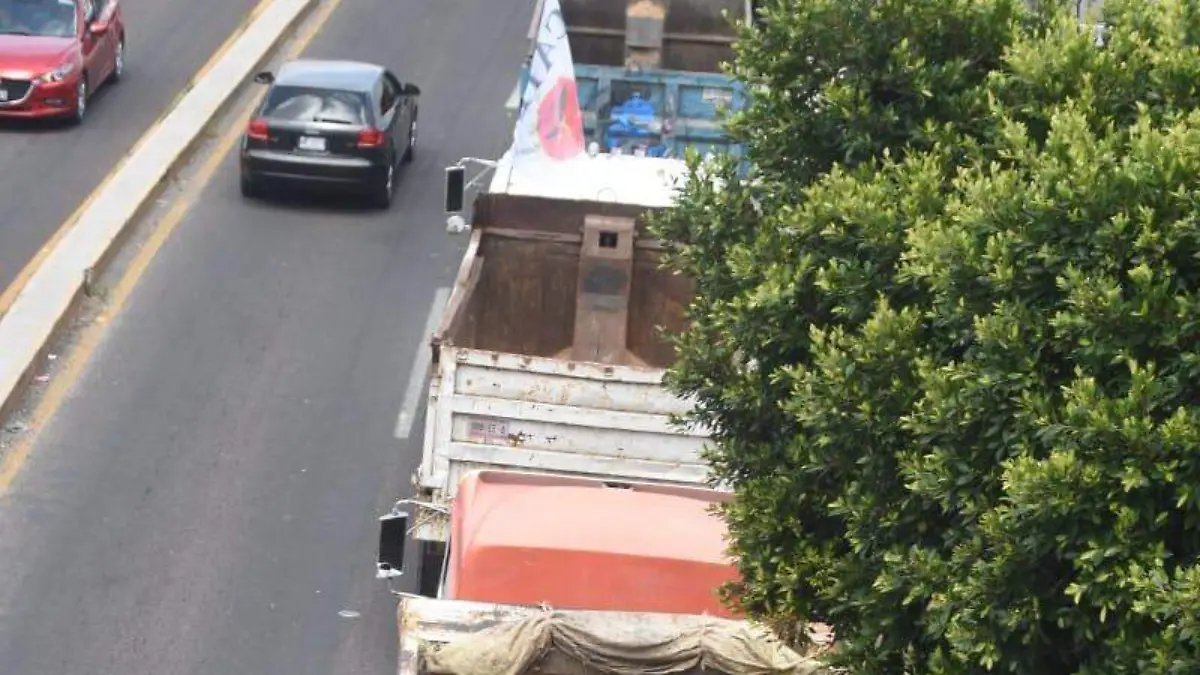 bloqueo vía corta transportistas (2).