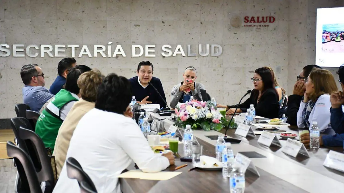 Sector salud aplicará vacunas sarampión (2)