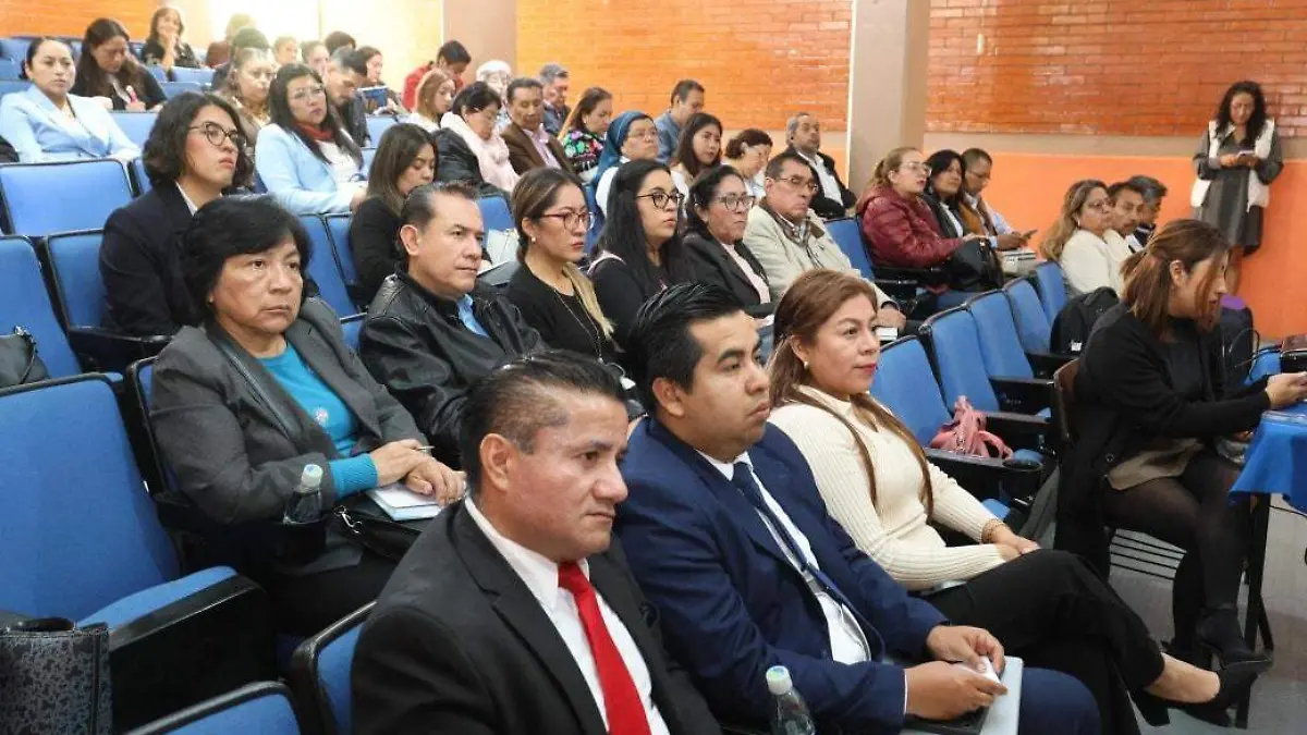 ECUELAS PARTICULARES TLAX