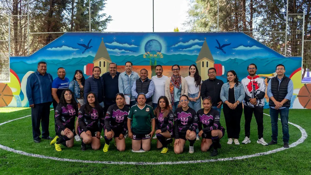 cancha de fútbol Cualtikate en Apizaquito