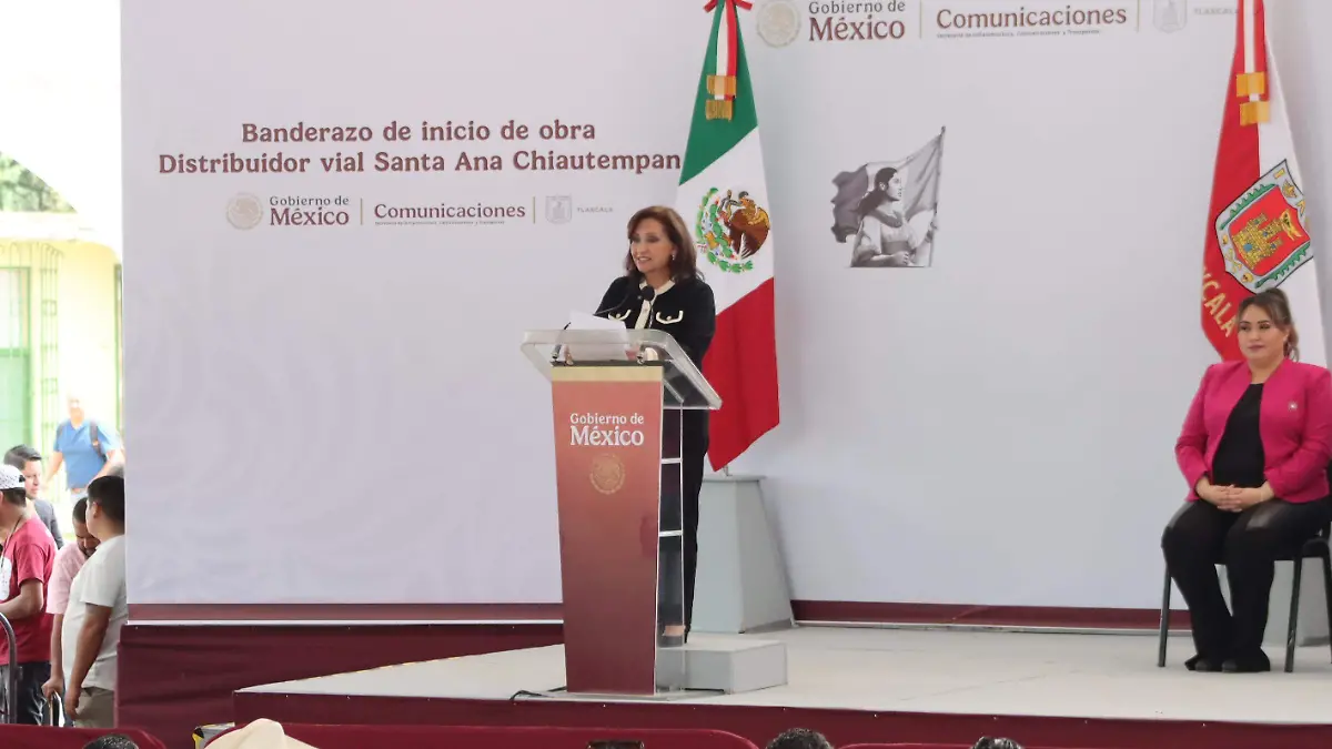 BANDERAZO INICIO OBRA 7