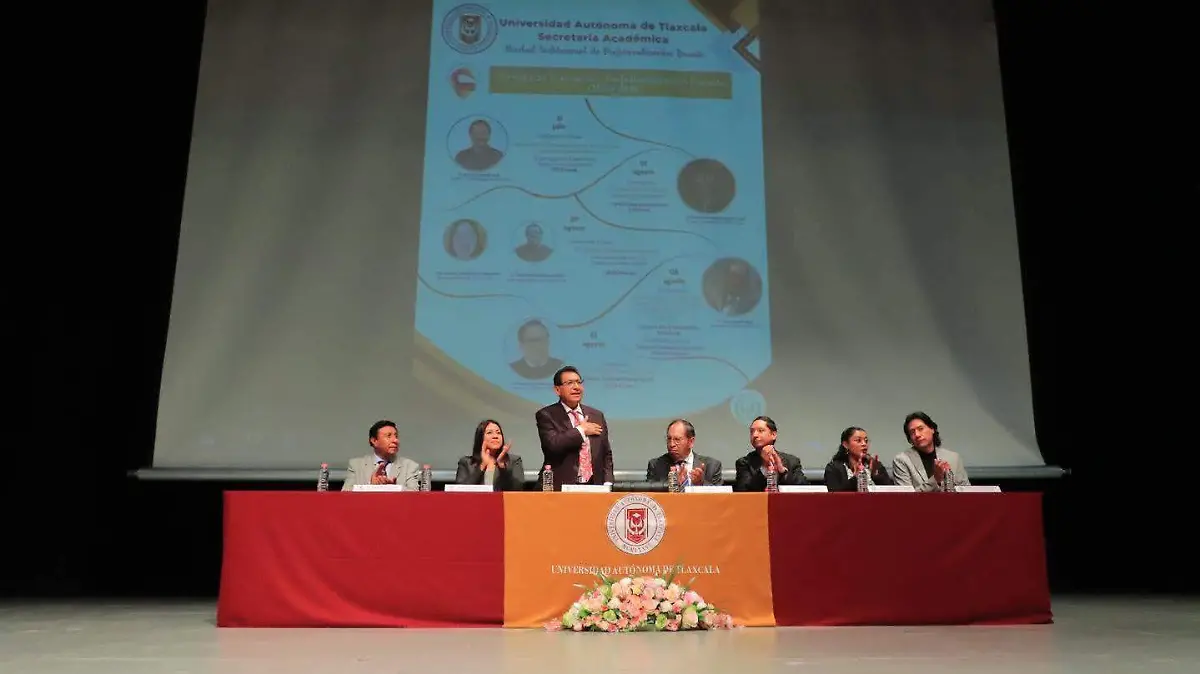 FORMACIÓN ESTUDIANTES UATX