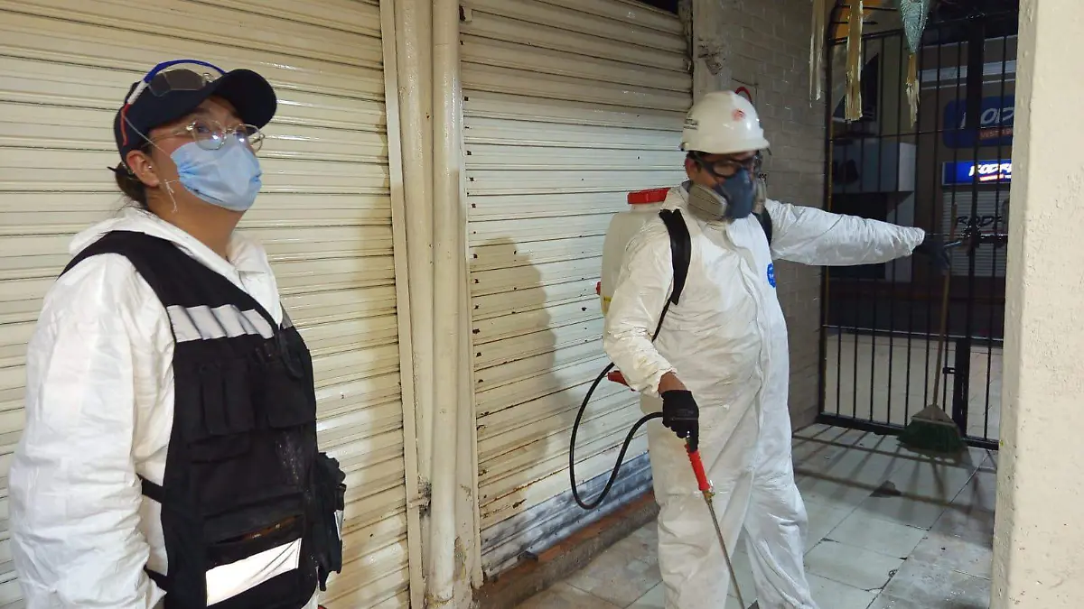 Fumigan Mercado Hidalgo para reforzar higiene y seguridad en Chiautempan 2