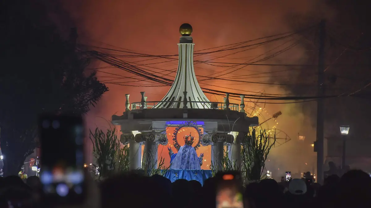 LA NOCHE QUE NADIE DUERME 2025 (18)