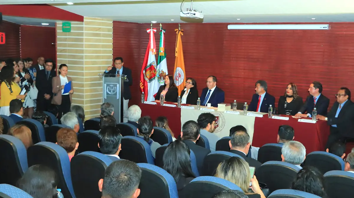 Reinaugura Rector de la UATx los auditorios de “Intercambio y Movilidad” y de “Formación y Actualización Docente” (2)