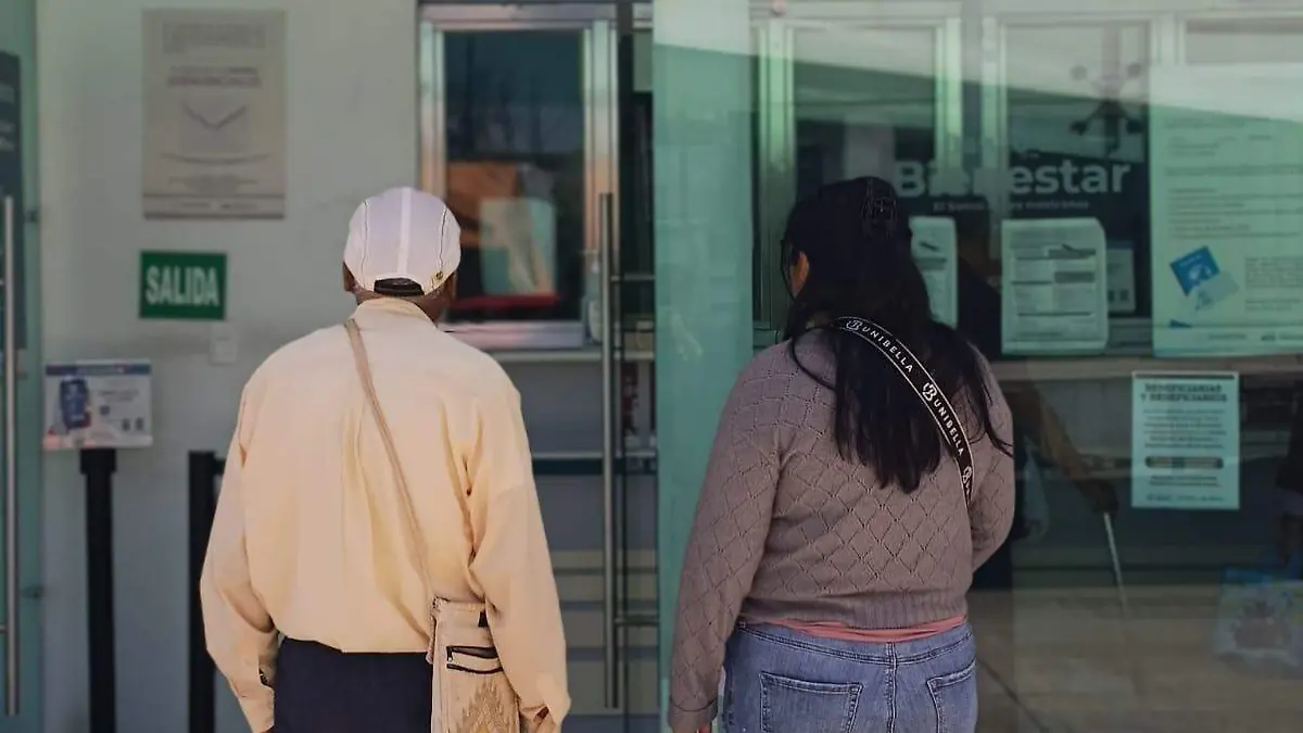 ADULTOS MAYORES PENSION