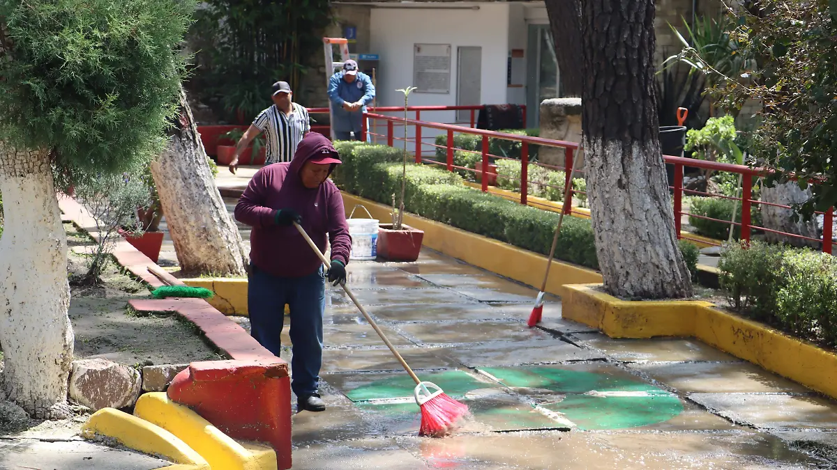 INSTALACIONES UATx 1