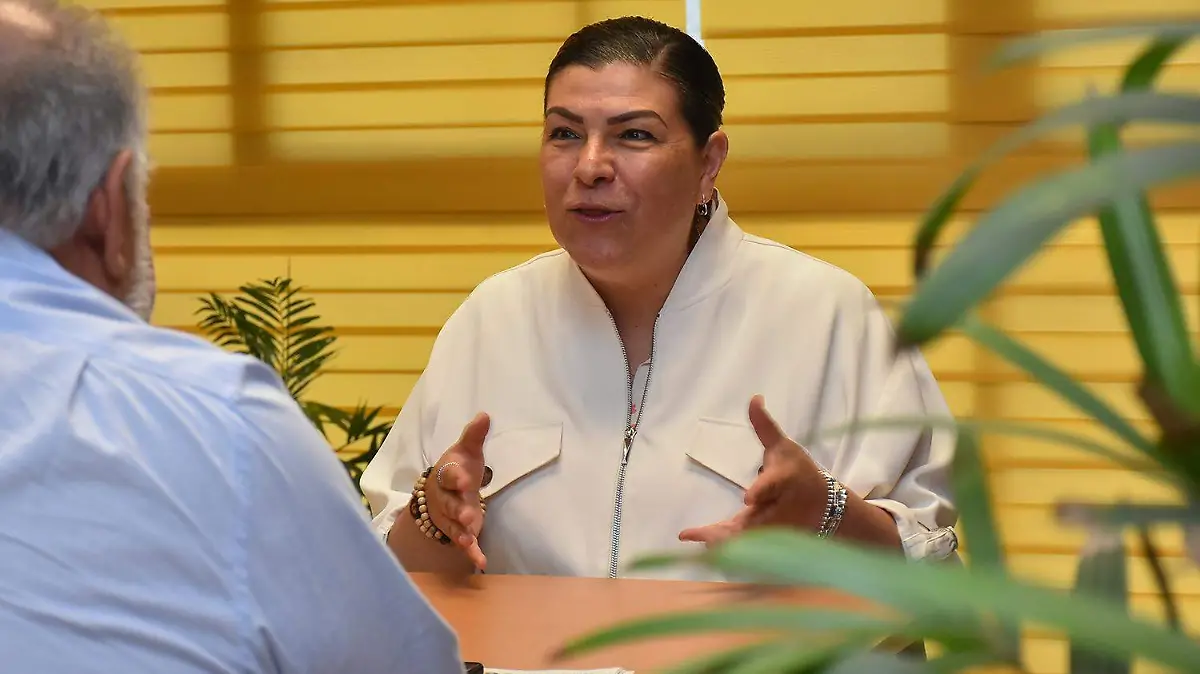 DIP SANDRA AGUILAR (4)