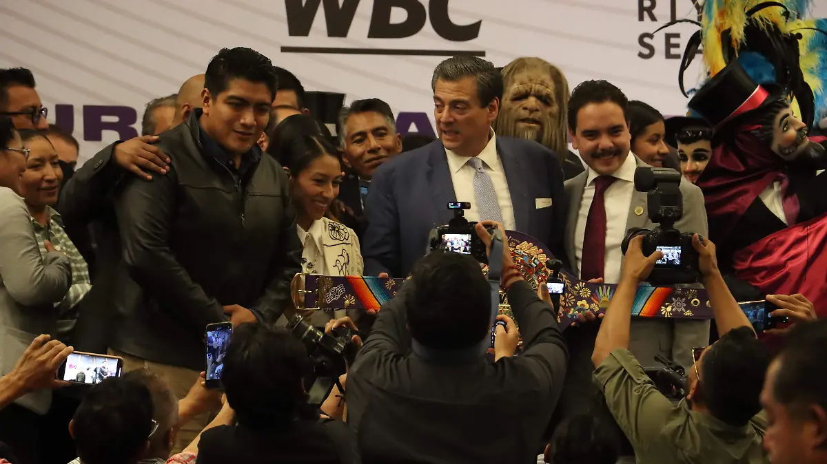 PRESENTAN CINTURÓN 2