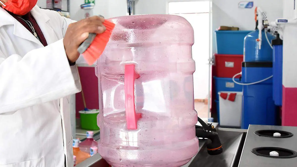 JÓVENES CONSTRUYENDO 1