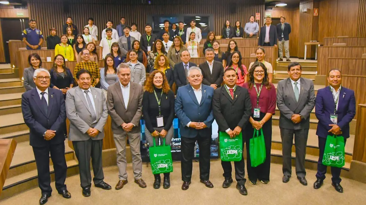 AUTORIDADES EDUCATIVAS - UNIVERSIDAD PERÚ