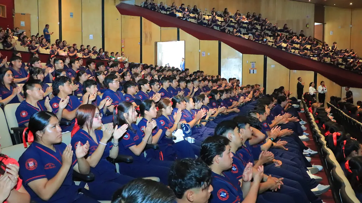 ALUMNOS FISIOTERAPIA UATX