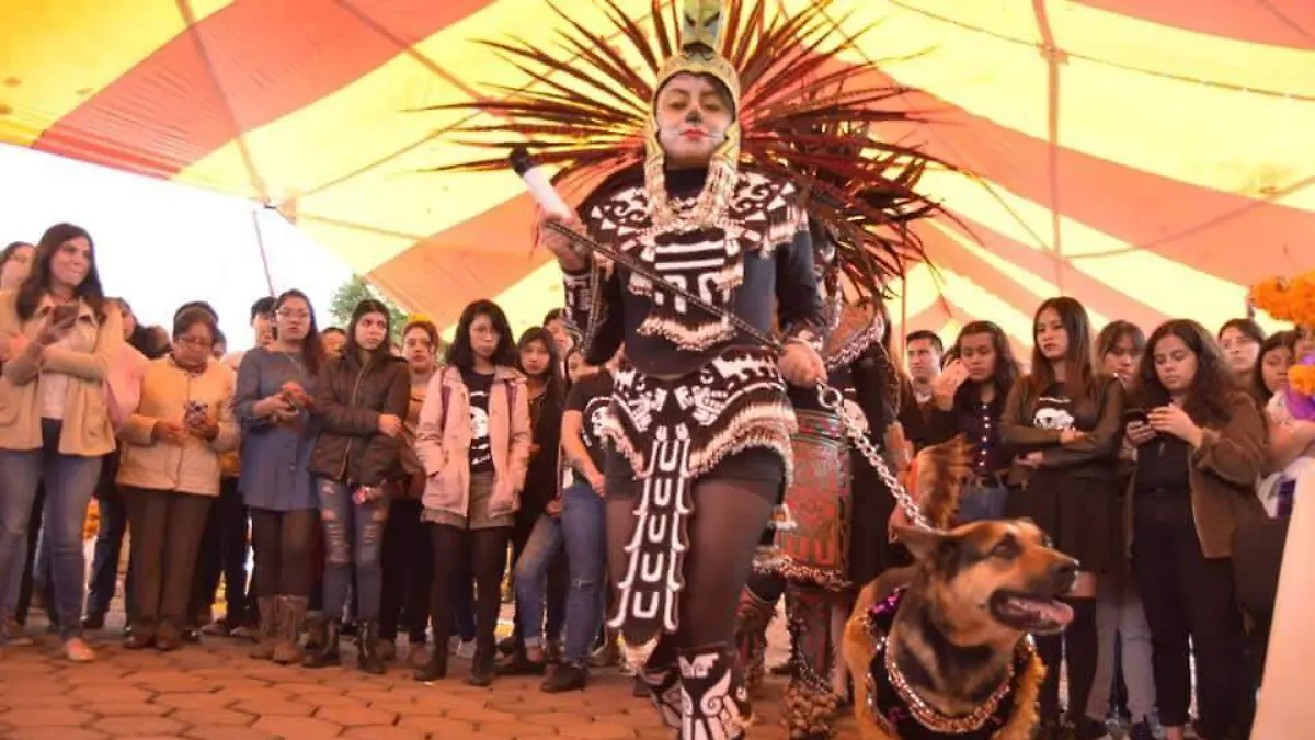 TRADICIONES LA MUERTE TIENE PERMISO UATX 