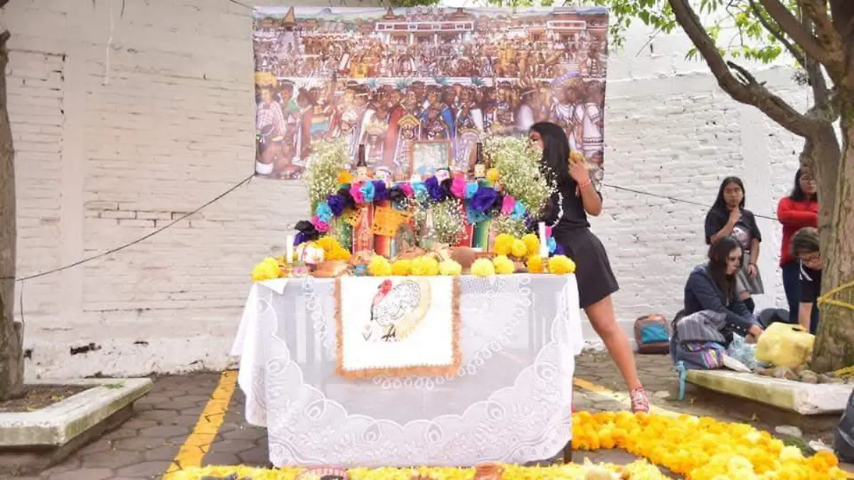 OFRENDAS ALUMNOS UATX 