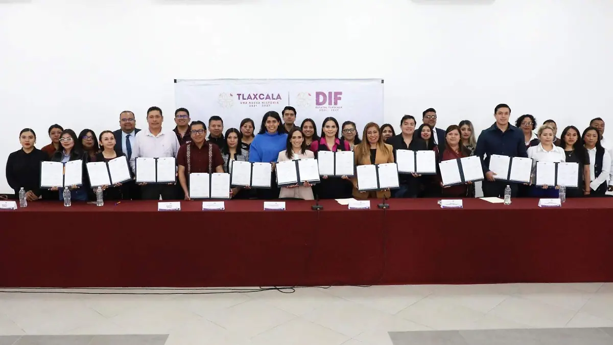 FIRMA CONVENIO DIF 3