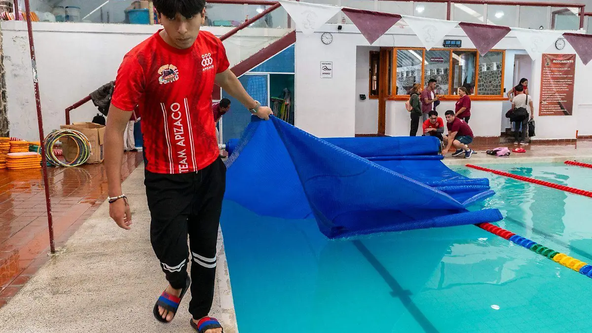 Javier Rivera rehabilita la Alberca Armada de México 2